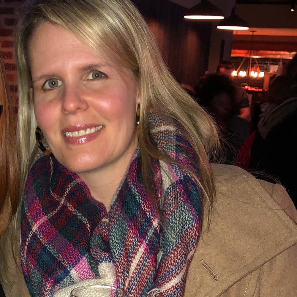 Meet your Posher, Amy